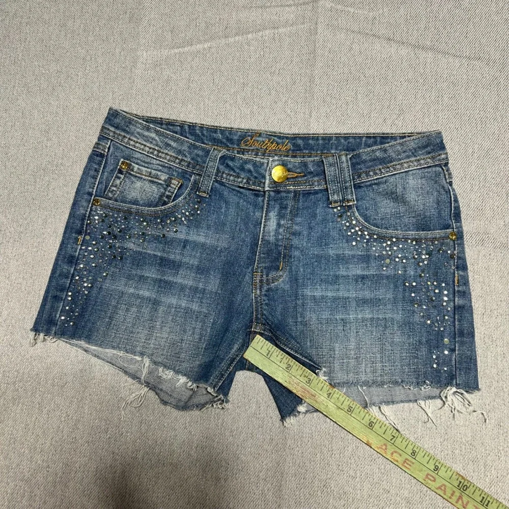 Southpole Womens‎ Rhinestone Embellished Denim Shorts Size 7 Blue Cut Off Y2K